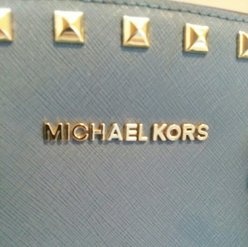 MICHAEL KORS STUDDED SELMA STUD BAG - Picture 2 of 8